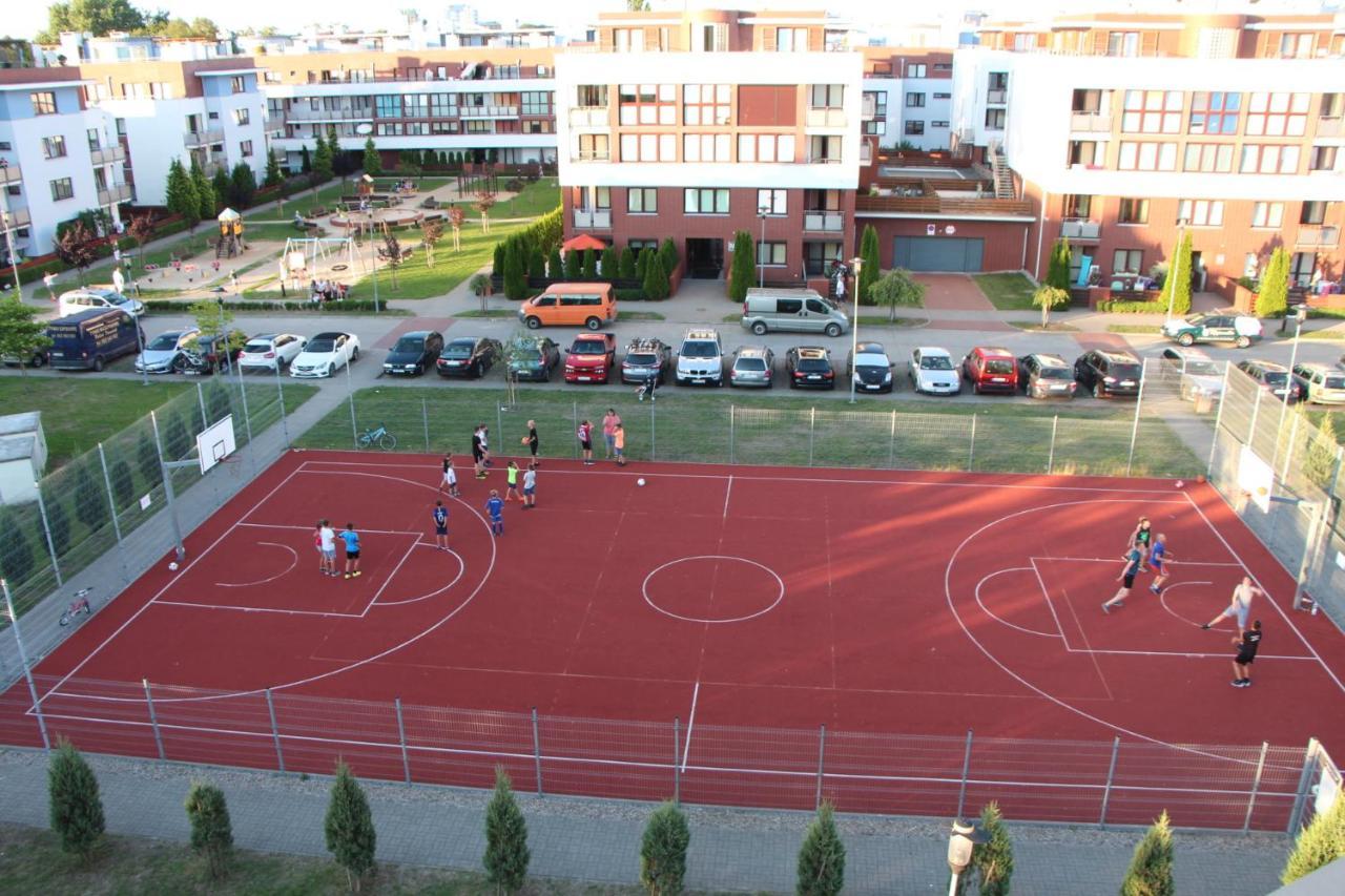Apartament Jantar Z Ogrodem Kolobrzeg Bagian luar foto