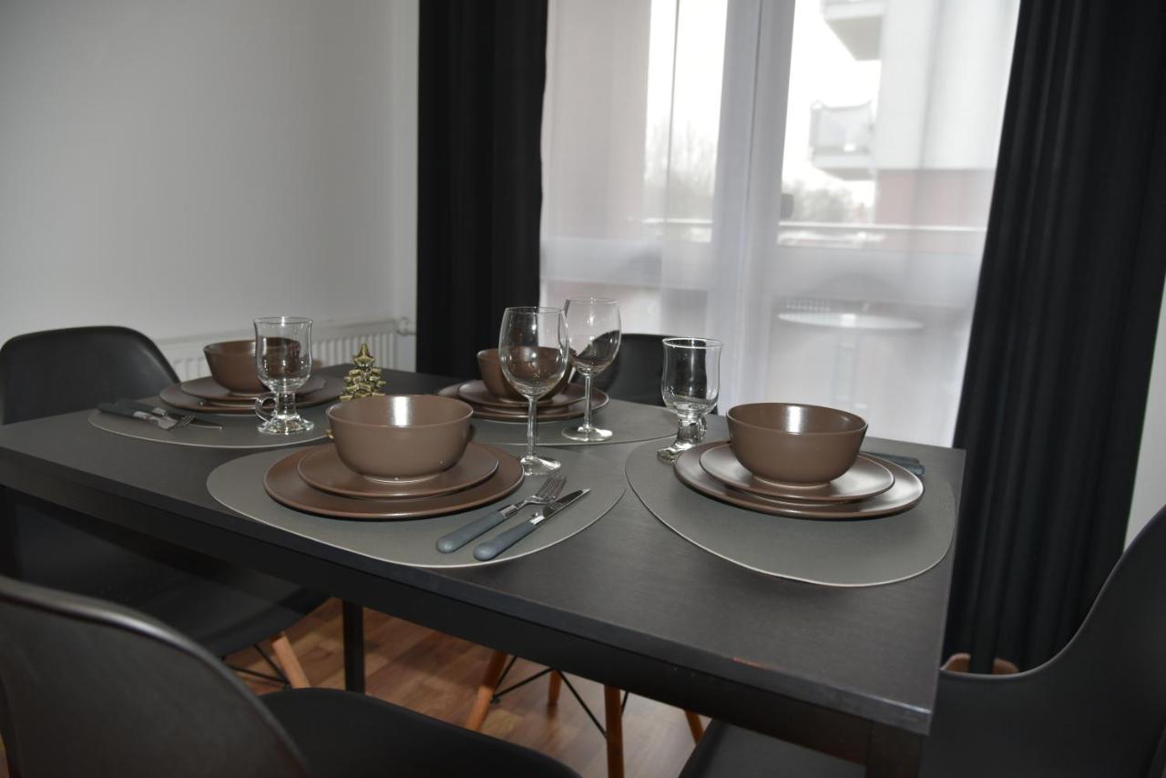 Apartament Jantar Z Ogrodem Kolobrzeg Bagian luar foto