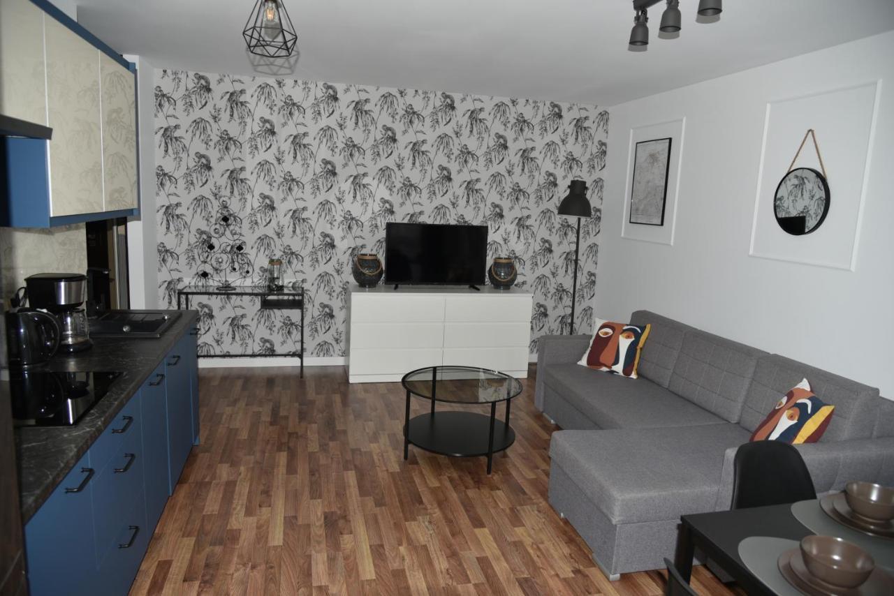 Apartament Jantar Z Ogrodem Kolobrzeg Bagian luar foto