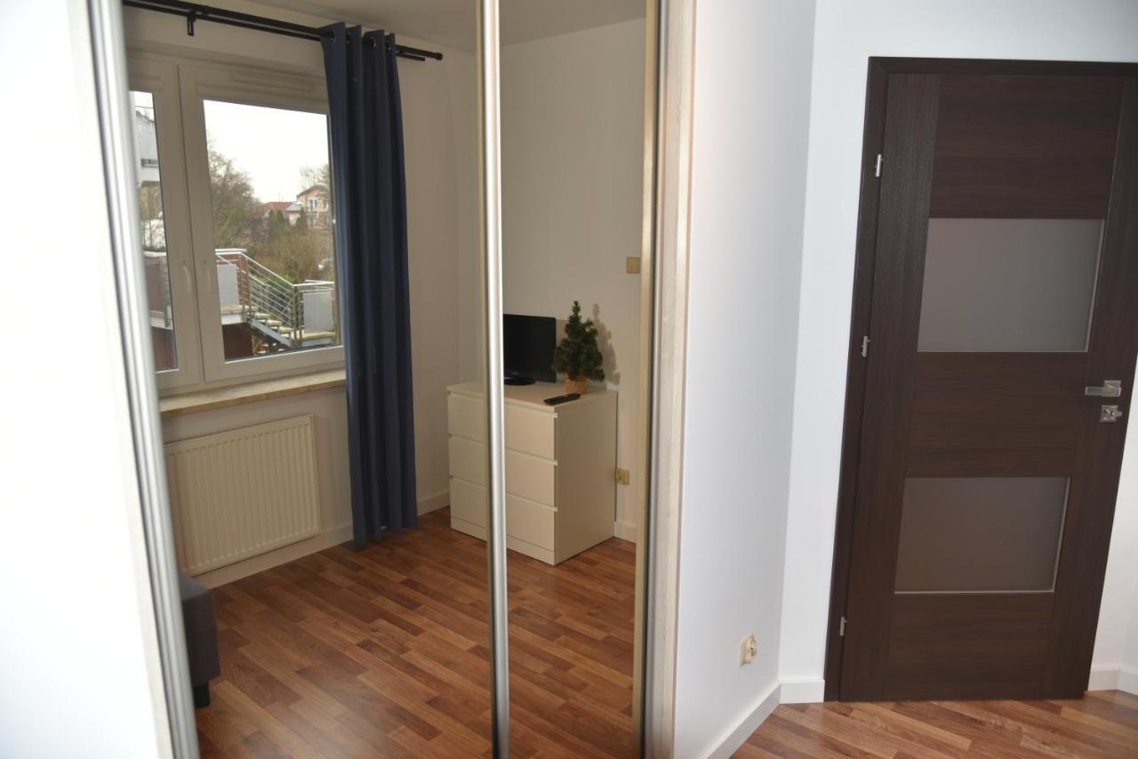 Apartament Jantar Z Ogrodem Kolobrzeg Bagian luar foto